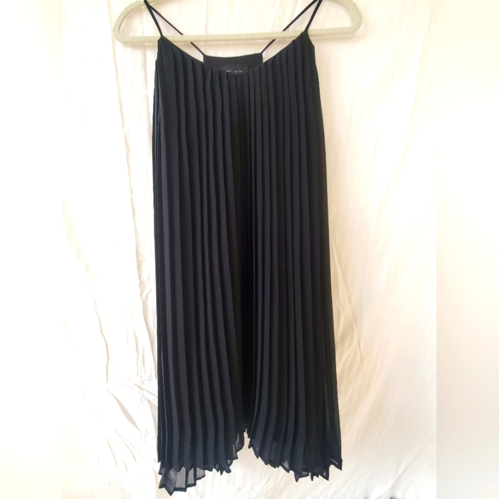 Romeo + Juliet Couture Pleated Mini Dress Cocktail Dress